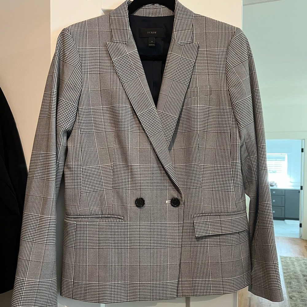 Never worn JCrew Blazer, black and white print!
